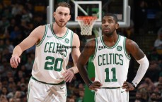 斗球体育直播-许利民赞团队精神，小曾忍痛欲出战，虽未登场亦感动